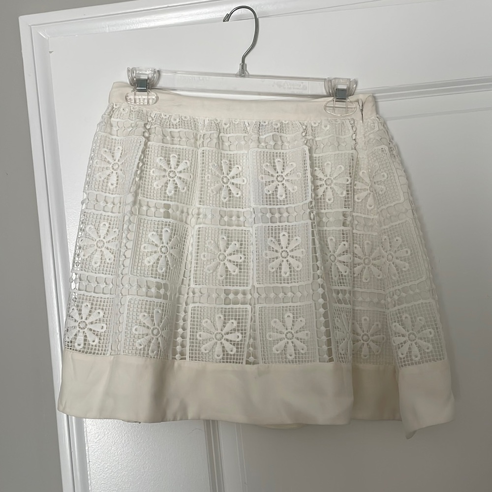 NWT Elizabeth and James Floral Skirt